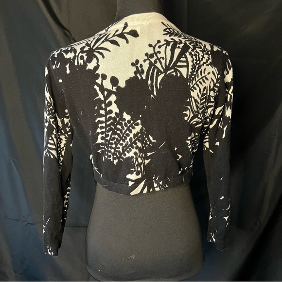 Sophisticates by Jonathan Martin cropped shrug style sweater SZ S - Picture 2 of 4